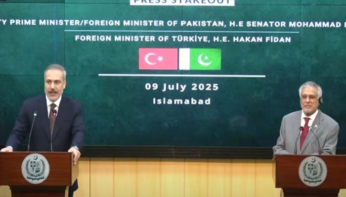 Turkish Foreign Minister Hakan Fidan (left) holds a press conference with Deputy Prime Minister/Foreign Minister Ishaq Dar in Islamabad on July 9, 2025. — Screengrab via Geo news