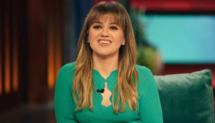 Kelly Clarkson calls latest version of Piece by Piece empowering