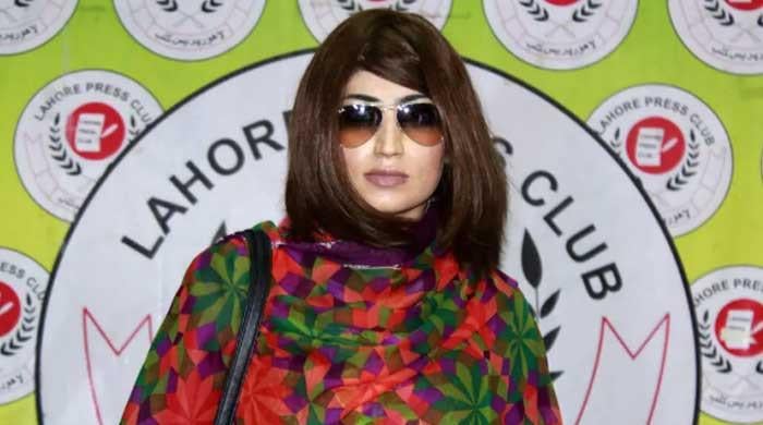 Honour killing victim Qandeel Baloch remembered on her death anniversary