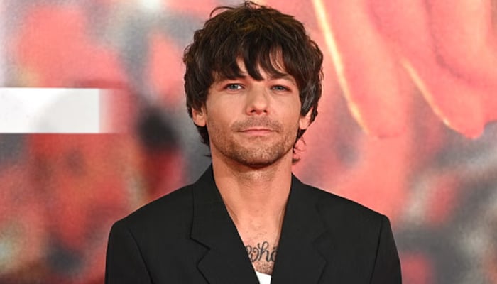 Louis Tomlinson quits social media