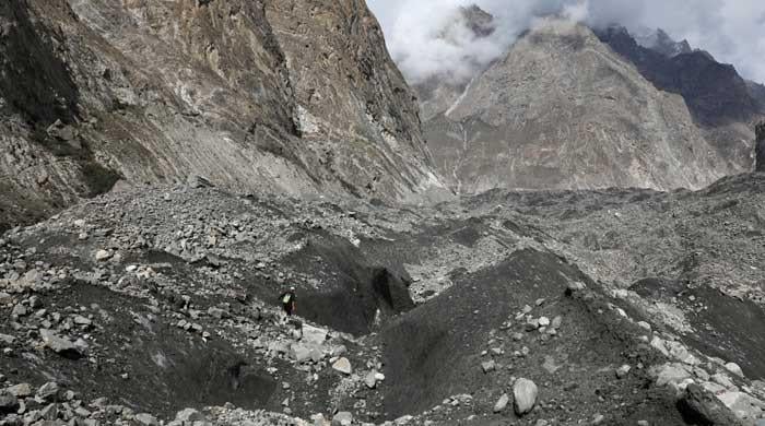 High stakes: Mountain tourism in a warming world