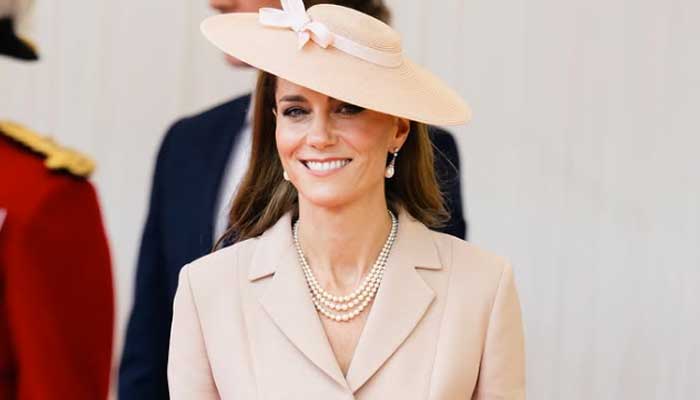 Brand tries to catch Kate Middletons eye after new powers