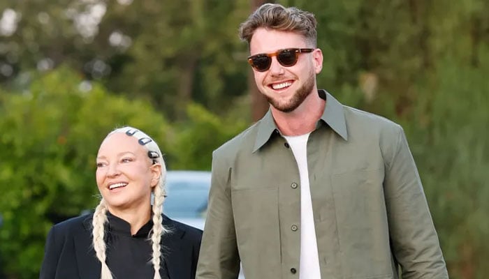 Sia jokes about marrying Harry Jowsey after recent dinner date