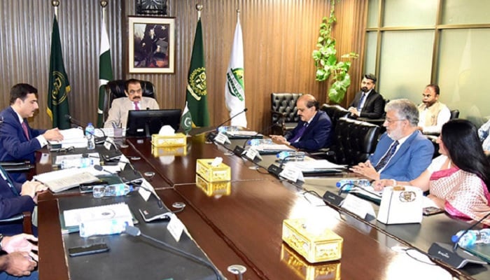 PMs Adviser on Inter-Provincial Co-ordination, Rana Sana Ullah presides over the 34th PSB meeting in Islamabad, on July 23, 2025. — APP