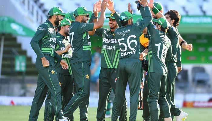 Pakistani players celebrating wicket during second one-day international between Pakistan and South Africa, Cape Town, South Africa. — December 19, 2024. — X/@babarazam258