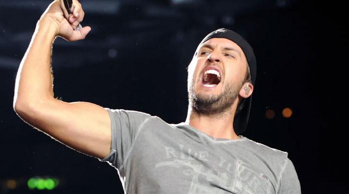 Luke Bryan hit in face during performance