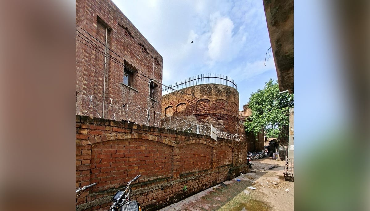 New building next to the wall of Delhi Gate. — Photo by Nadia S Malik