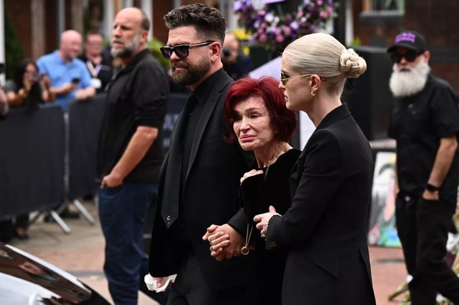 Sharon Osbourne in tears at husband Ozzys funeral
