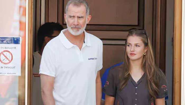 King Felipe VI of Spain with his daughter Princess Leonor