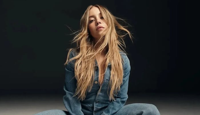 Photo: Sydney Sweeneys latest advertisement for American Eagle