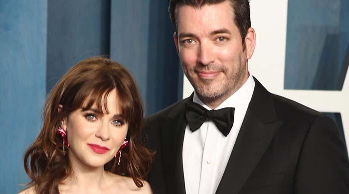 Jonathan Scott, Zooey Deschanel still 'not planning' wedding