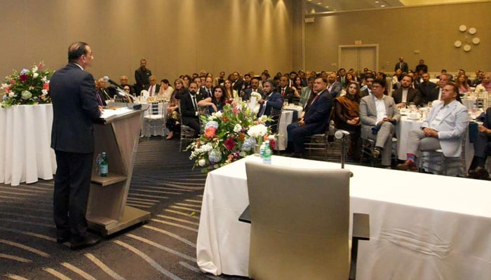 Chief of Army Staff (COAS) Field Marshal Syed Asim Munir addressing the Pakistani diaspora during his US visit. — Reporter