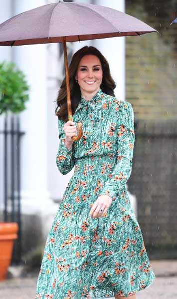 Before Meghan: How Harry stood beside William and Kate in the rain