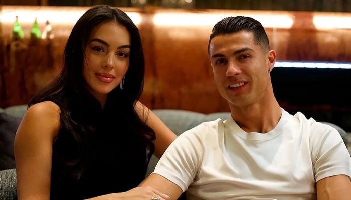 Cristiano Ronaldo proposes to Georgina Rodriguez