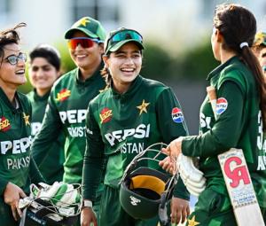 Pakistan women bag dominant eight-wicket win against Ireland in third T20I