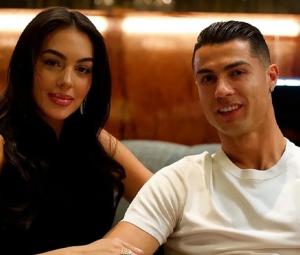 Cristiano Ronaldo pops the question to Georgina Rodriguez