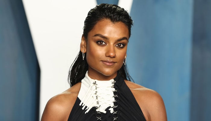 Simone Ashley, Joshua Jackson spark romance rumors