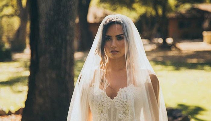 Demi Lovato shares details on wedding in May