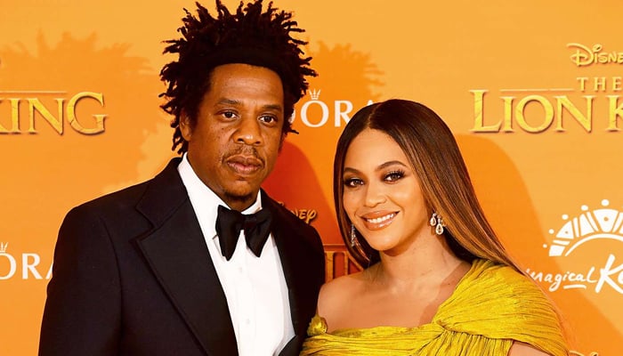 Beyonce, Jay-Z step out to buy home