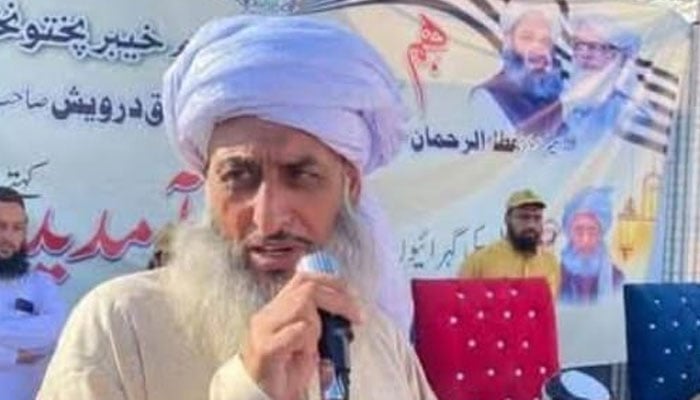 An undated image of Jamiat Ulema-e-Islam-Fazl (JUI-F) leader Mufti Kifayatullah. — Reporter