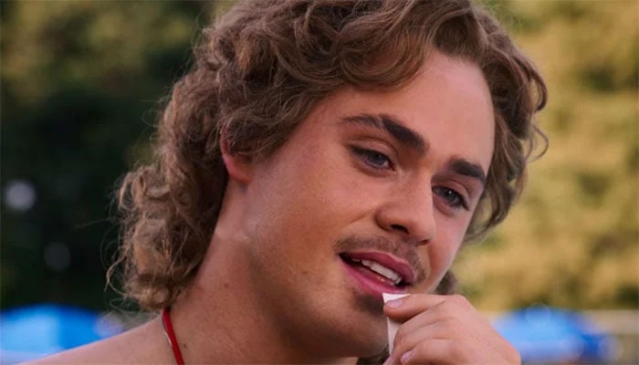 Stranger Things actor gets honest about acting choices