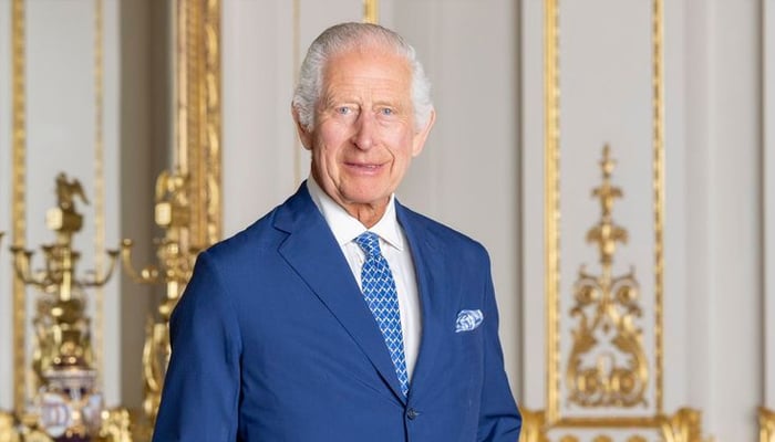 King Charles arrives at Balmoral Castle receives welcome from Guard of Honour