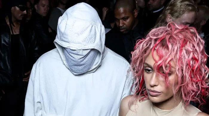 Kanye West and Bianca Censori news story image