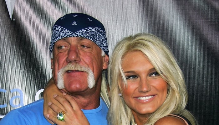 Photo: Brooke Hogan reacts to mystery surrounding father Hulk Hogans death