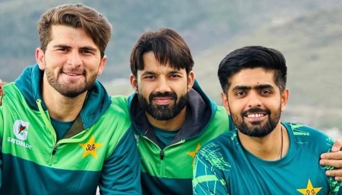 Shaheen Afridi, Mohammad Rizwan and Babar Azam pose for a picture, April 5, 2024. — Instagram/@geo_super