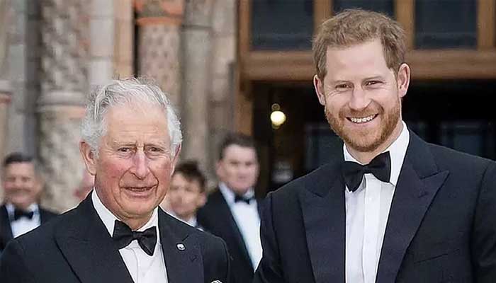 Prince Harrys private memorial gesture may ease royal rift, says former butler