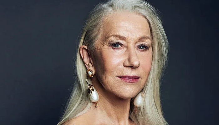 Helen Mirren says pretense helps when shes nervous about new roles