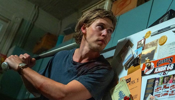 Austin Butler shares rare update of filming Caught Stealing