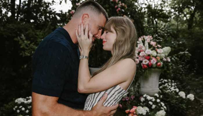 Taylor Swift with Travis Kelce