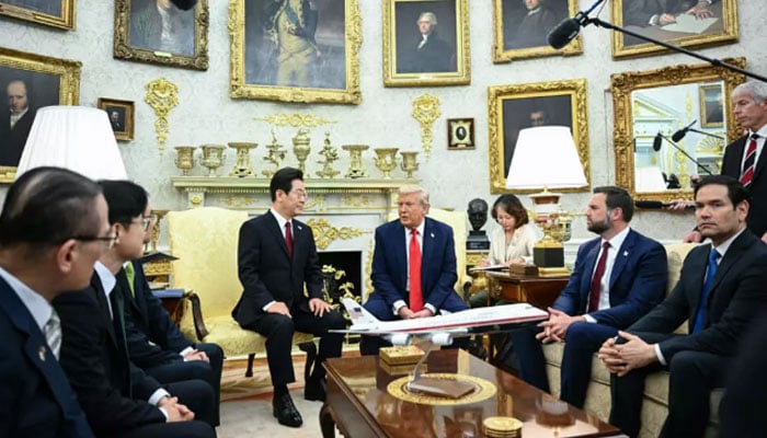 US President Donald Trump, seen here with South Korean President Lee Jae Myung, has adorned the Oval Office with gold decor. — AFP/File
