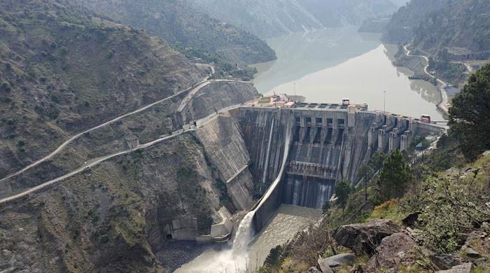 The Indus runs through it