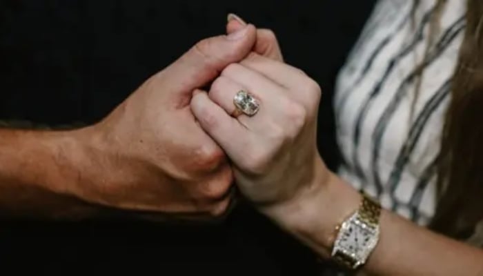 Photo: Taylor Swifts engagement ring