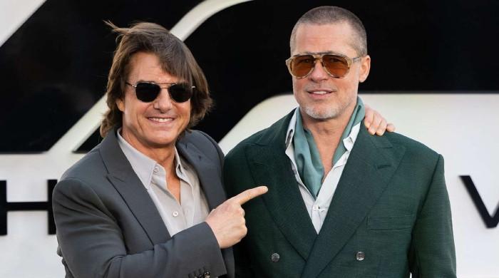 Tom Cruise’s hug with Brad Pitt was ‘just business’: Source Tom Cruise’s hug with Brad Pitt was ‘just business’: Source