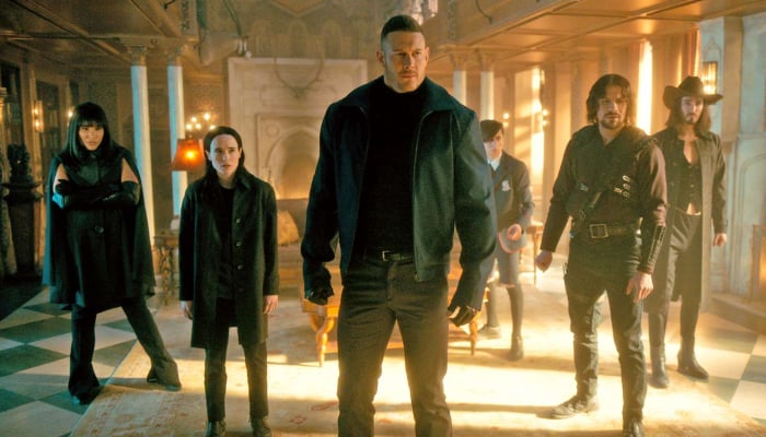 Tom Hopper on relationship with The Umbrella Academy