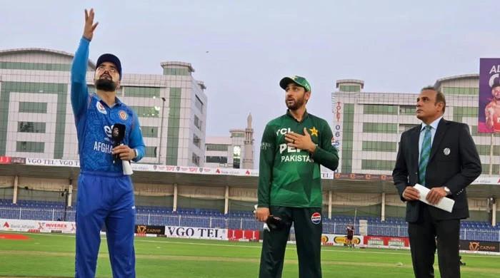 Afghanistan opt to bat after winning toss against Pakistan  www.geo.tv