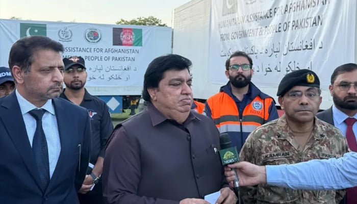 State Minister for Religious Affairs and Interfaith Harmony Kheal Das Kohistani (centre) along with NDMA, foreign ministry officials addresses media as Pakistan dispatches humanitarian assistance to quake-hit Afghanistan, September 3, 2025. — PTV News