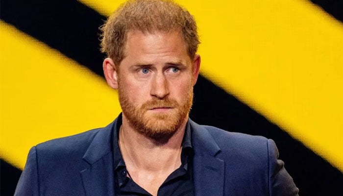 Prince Harry’s feeling overwhelmed with his desires to ‘make things right’ with King Charles
