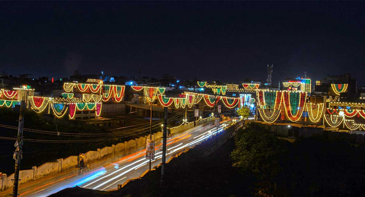 An illuminated view of Khayaban Sir Syed is decorated with beautiful lights on the occasion of Eid Milad un Nabi in Rawalpindi on September 5, 2025. — INP