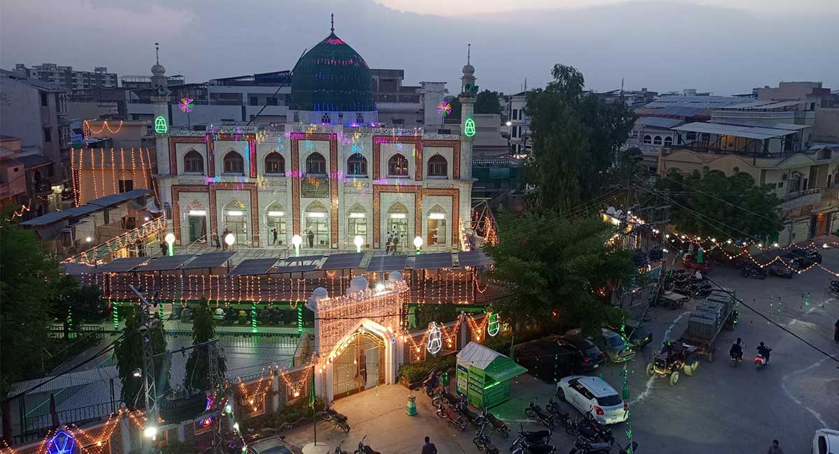 An illuminated view of Memon society mosque decorated with colourful lights in on the eve of Eid Milad un Nabi  (PBUH) in Hyderabad on September 5, 2025 . — INP