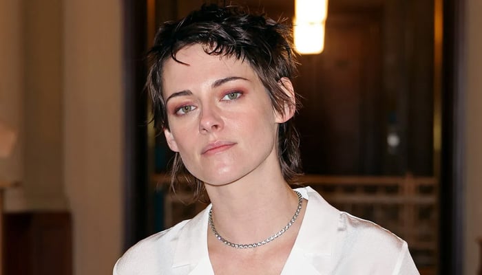 Kristen Stewart joins star-studded crowd at Oasis’ California reunion show