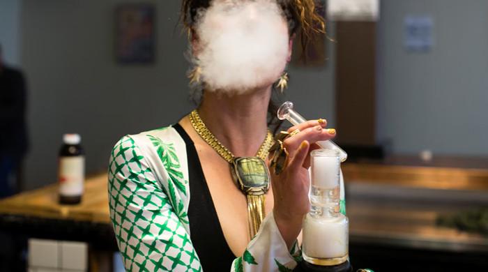 Smoking in pregnancy: a silent threat to mothers and babies Smoking in pregnancy: a silent threat to mothers and babies