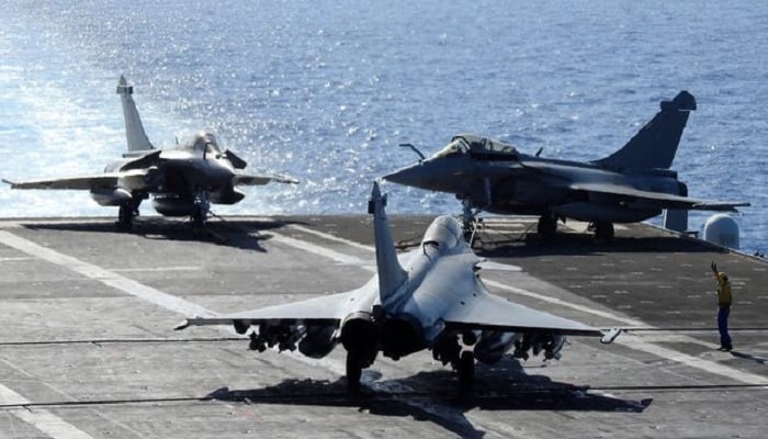 A Rafale Marine fighter jet taxis on the flight deck of Frances Charles de Gaulle nuclear-powered aircraft carrier operating in the Mediterranean Sea. —Reuters/File