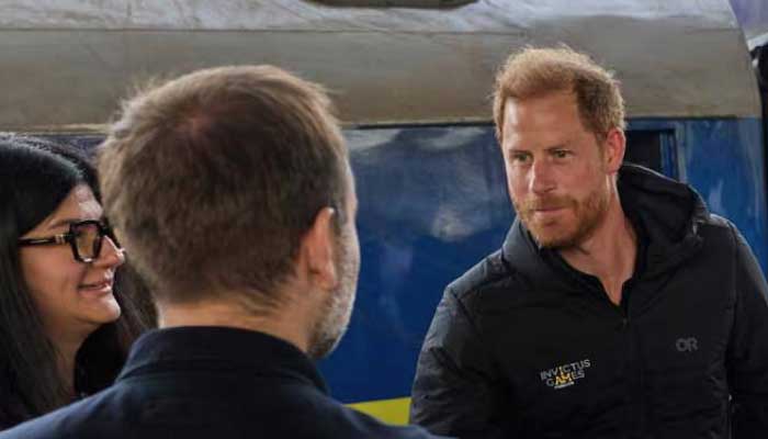 Prince Harry joins Polish minister in Ukraine, risking Putins ire