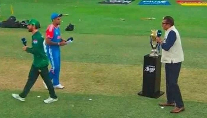 Pakistan captain Salman Ali Agha and India’s Suryakumar Yadav avoided shaking hands during the toss ahead of the ACC Men’s Asia Cup 2025 clash at the Dubai International Cricket Stadium on September 14, 2025. – X