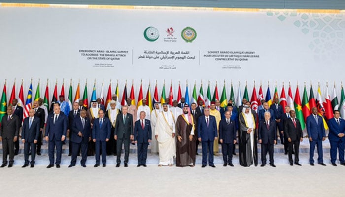 Attendees of the emergency Arab-Islamic leaders summit to discuss the Israeli attack on Hamas on Qatari territory, pose for a family photo, in Doha, Qatar, September 15, 2025. —X/@QNAEnglish