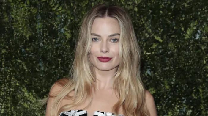 Margot Robbie turns head during major return to red carpet